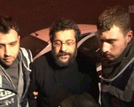 Soner Yalçın gözaltına alındı - Resim 11