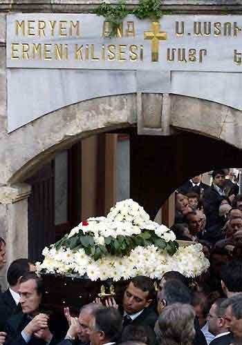 Hrant Dink'n cenaze töreni 2 - Resim 18