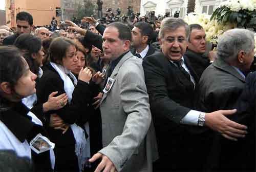 Hrant Dink'n cenaze töreni 2 - Resim 13