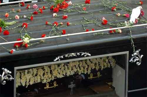 Hrant Dink'n cenaze töreni 2 - Resim 12