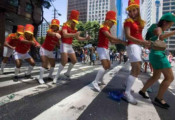 Rio'da karnaval coşkusu - Resim 2