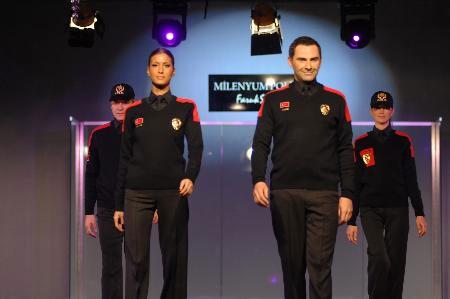 Milenyum polis kıyafetleri - Resim 12