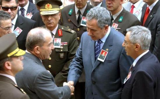 Şehit cenazeleri yürekleri dağladı - Resim 13