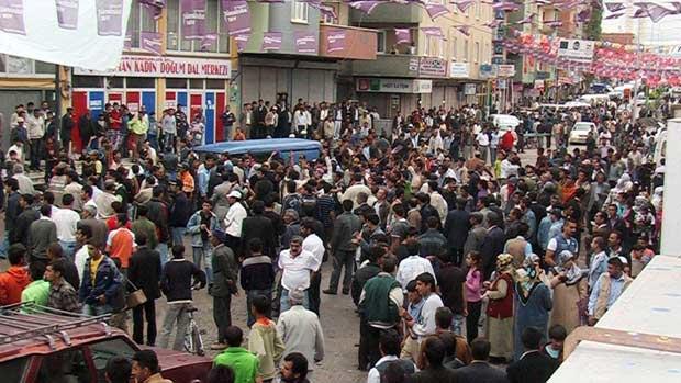 DTP ve MHP'liler çatıştı - Resim 6