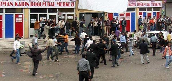 DTP ve MHP'liler çatıştı - Resim 5