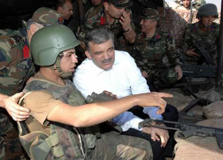Siperdeki cumhurbaşkanı Abdullah Gül - Resim 7