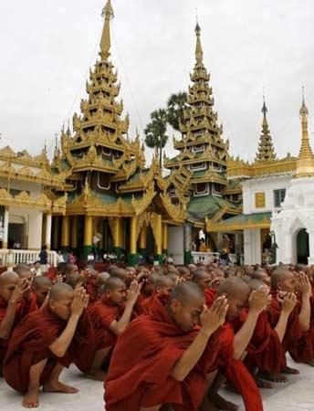 Myanmar'daki GERİLİMİN FOTOĞRAFLARI  - Resim 12