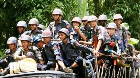 Myanmar'daki GERİLİMİN FOTOĞRAFLARI  - Resim 11