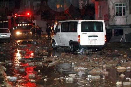 İstanbul'da sel felaketi - Resim 13