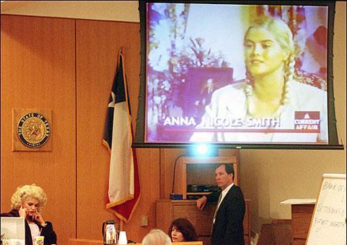 Ölen porno yıldızı Anna Nicole Smith'n yaşamı