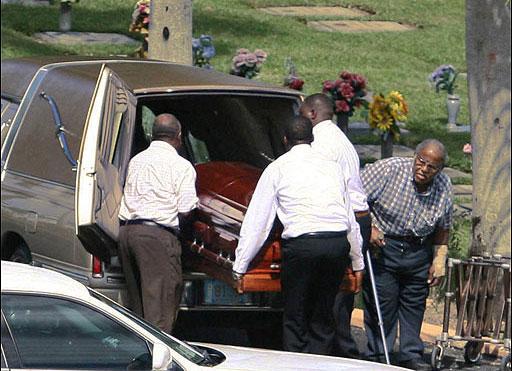 Ölen porno yıldızı Anna Nicole Smith'n yaşamı