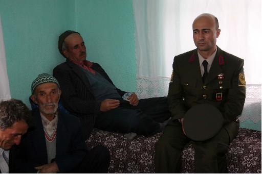 Şehit ailelerinin evine ateş düştü - Resim 10