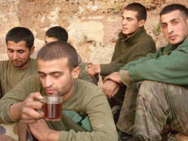 Kaçırılan askerlerin fotoğrafları - Resim 3
