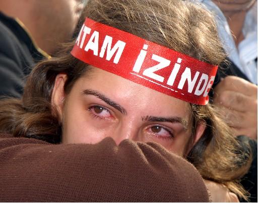 Şehitlerimiz son yolculuğuna uğurlanıyor - Resim 18