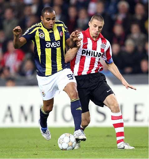 PSV - Fenerbahçe maçı FOTO GALERİ - Resim 18
