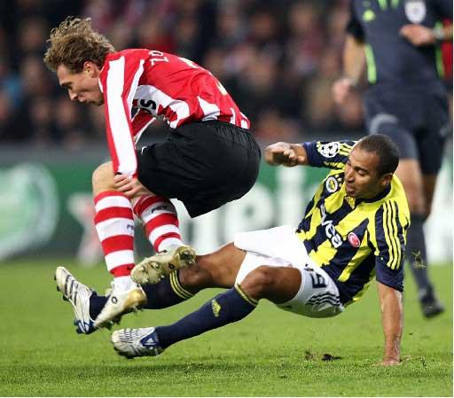 PSV - Fenerbahçe maçı FOTO GALERİ - Resim 21