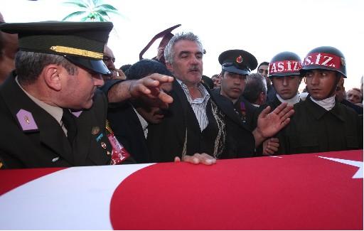 Şehitlerimiz son yolculuğuna uğurlanıyor - Resim 3