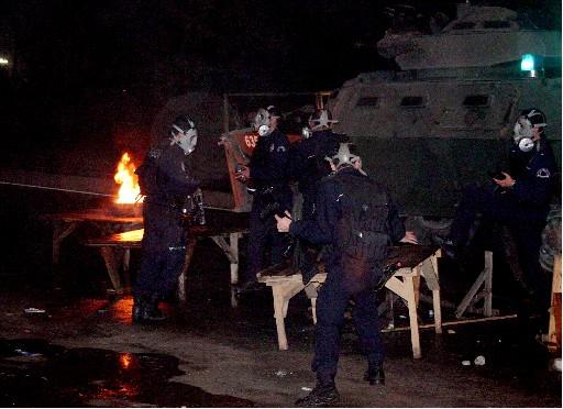 Gazi Mahallesi'nde olaylı gece FOTO GALERİ - Resim 2