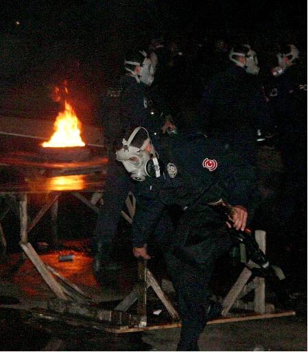 Gazi Mahallesi'nde olaylı gece FOTO GALERİ - Resim 5