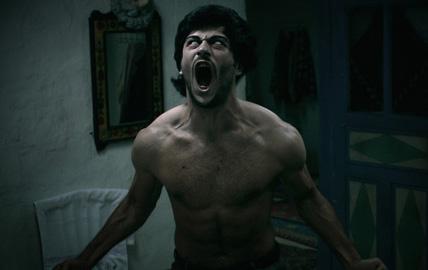 Bu sefer korkutacak..Musallat filminden kareler - Resim 1