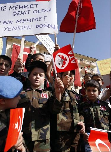 Sıfır nokta TERÖRE mitingli tepki - Resim 1