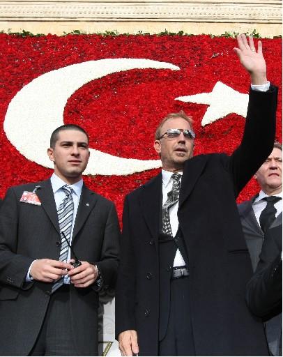 Yurt genelinde coşkulu bayram kutlamaları - Resim 26