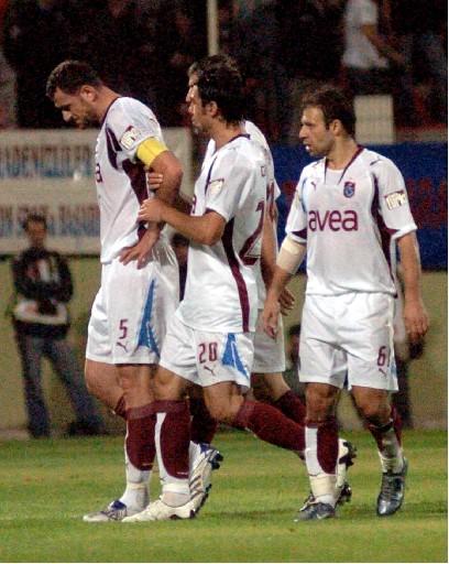 V. Manisaspor  Trabzonspor'u dağıttı