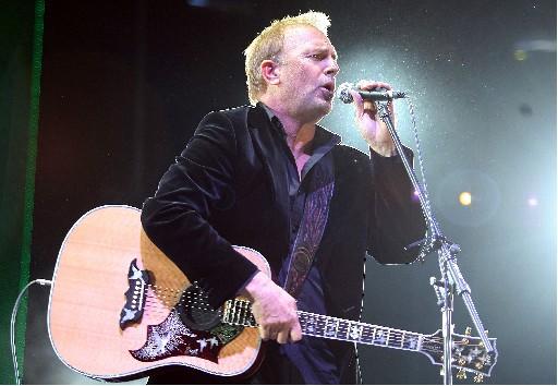 Kevin Costner İstanbul'da konser verdi - Resim 9