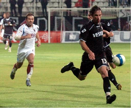 V. Manisaspor  Trabzonspor'u dağıttı