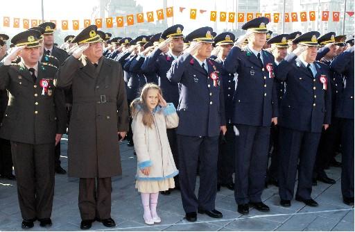 Türkiye Ata'sını anıyor - Resim 11