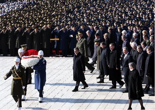 Türkiye Ata'sını anıyor - Resim 12