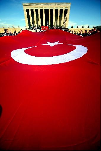 Türkiye Ata'sını anıyor - Resim 26