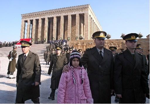 Türkiye Ata'sını anıyor - Resim 42