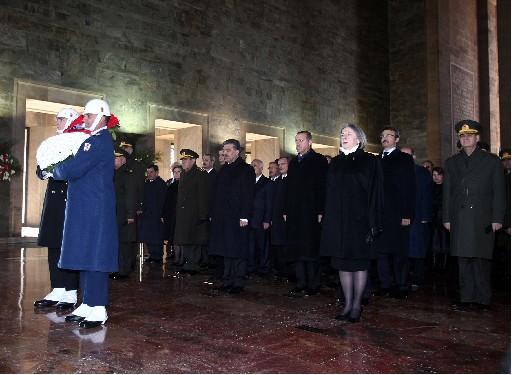 Türkiye Ata'sını anıyor - Resim 18