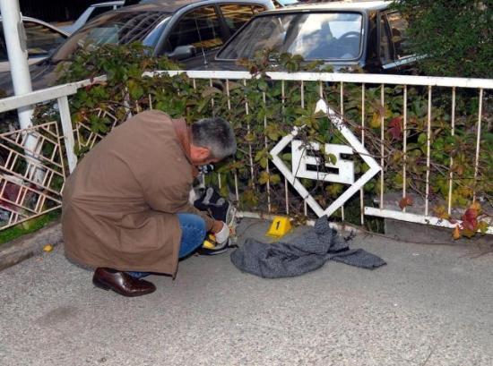 Bomba yerleştirirken yaralandı - Resim 8
