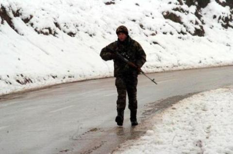 Mehmetçik hem PKK'yla hem karla savaşıyor - Resim 2
