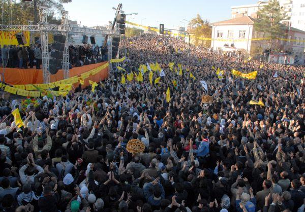 Diyarbakır'da DTP mitingi - Resim 1