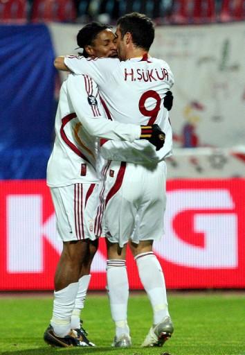 Cimbom Atina'da ŞOV YAPTI FOTO GALERİ - Resim 8