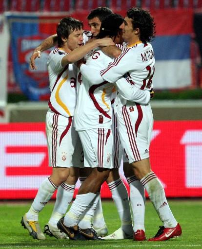 Cimbom Atina'da ŞOV YAPTI FOTO GALERİ - Resim 3