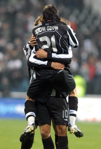 Beşiktaş evinde moral buldu - Resim 20