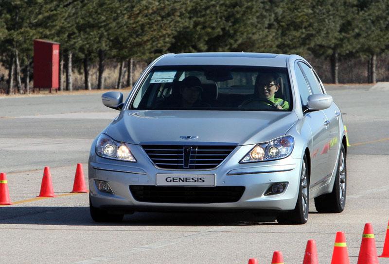 Hyundai'nin yeni lüksü GENESIS - Resim 3