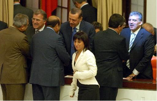 DTP'nin GÖZDE kadını - Resim 7