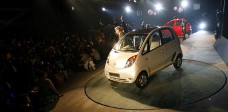 Dünya'nın en ucuz otomobili TATA NANO - Resim 1