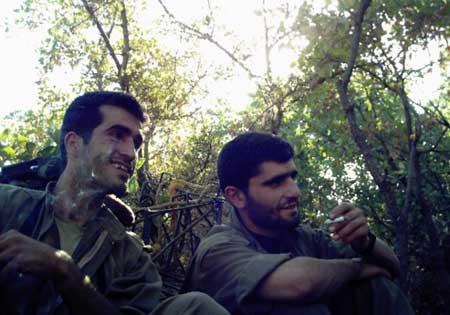 İşte bombacının Kandil'deki fotoğrafları - Resim 4