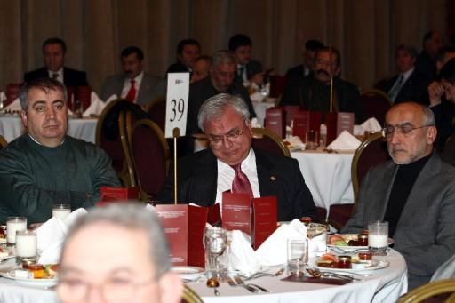 Erdoğan tartışmalı Alevi iftarına katıldı