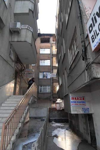 Brandaya güvendiler, yere çakıldılar - Resim 3