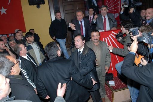 CHP kongresinde KAVGA - Resim 7