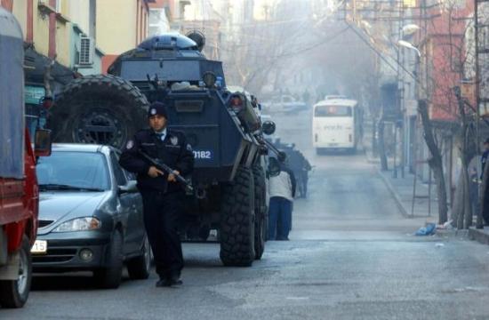 Saatlerdir süren operasyon - Resim 19