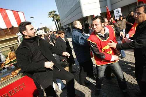 İzmir'de TÜRBAN kavgası - Resim 9