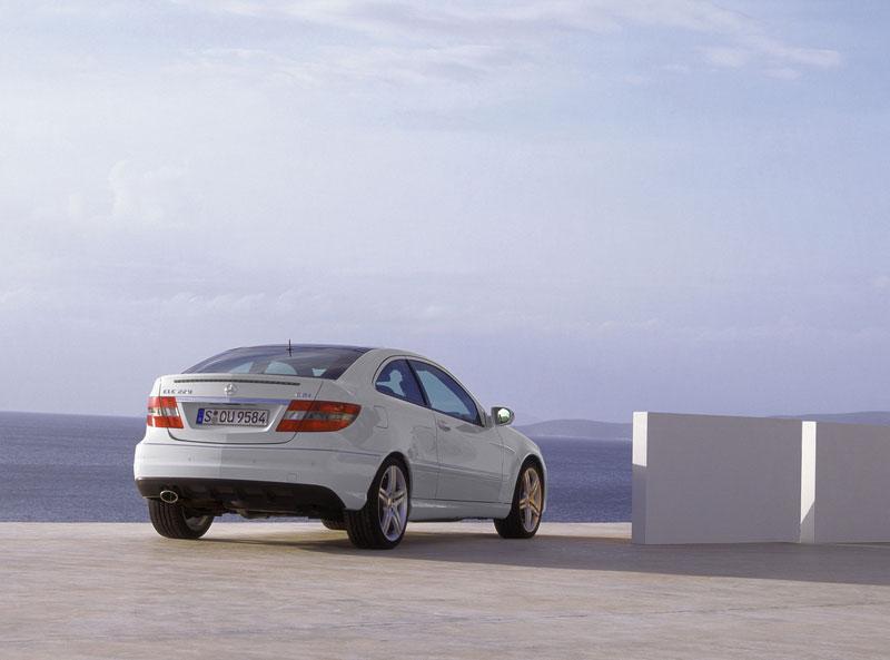Mercedes Sports Coupe 2008 - Resim 4